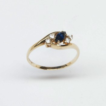 9ct Gold Sapphire/CZ Ring